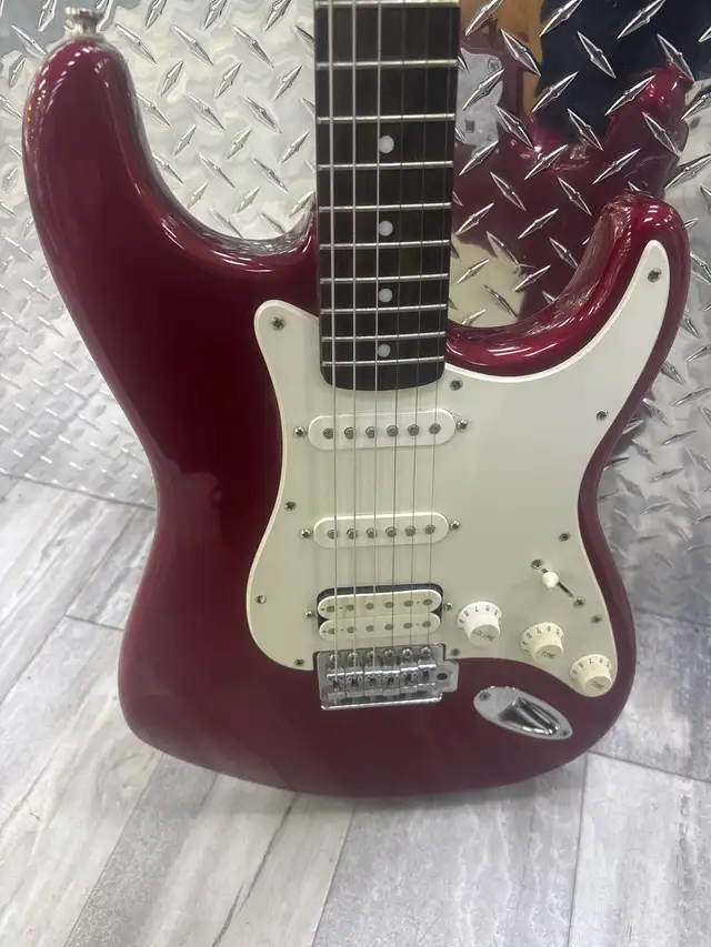 Fender Squier Affinity Strat Electric Guitar - Photo 6