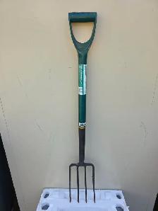 9' x 5' Border Pitch Fork Epoxy Coated Tubular Steel Handle