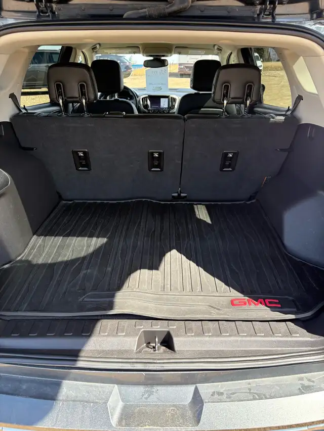 2018 GMC Terrain Denali AWD - Photo 7