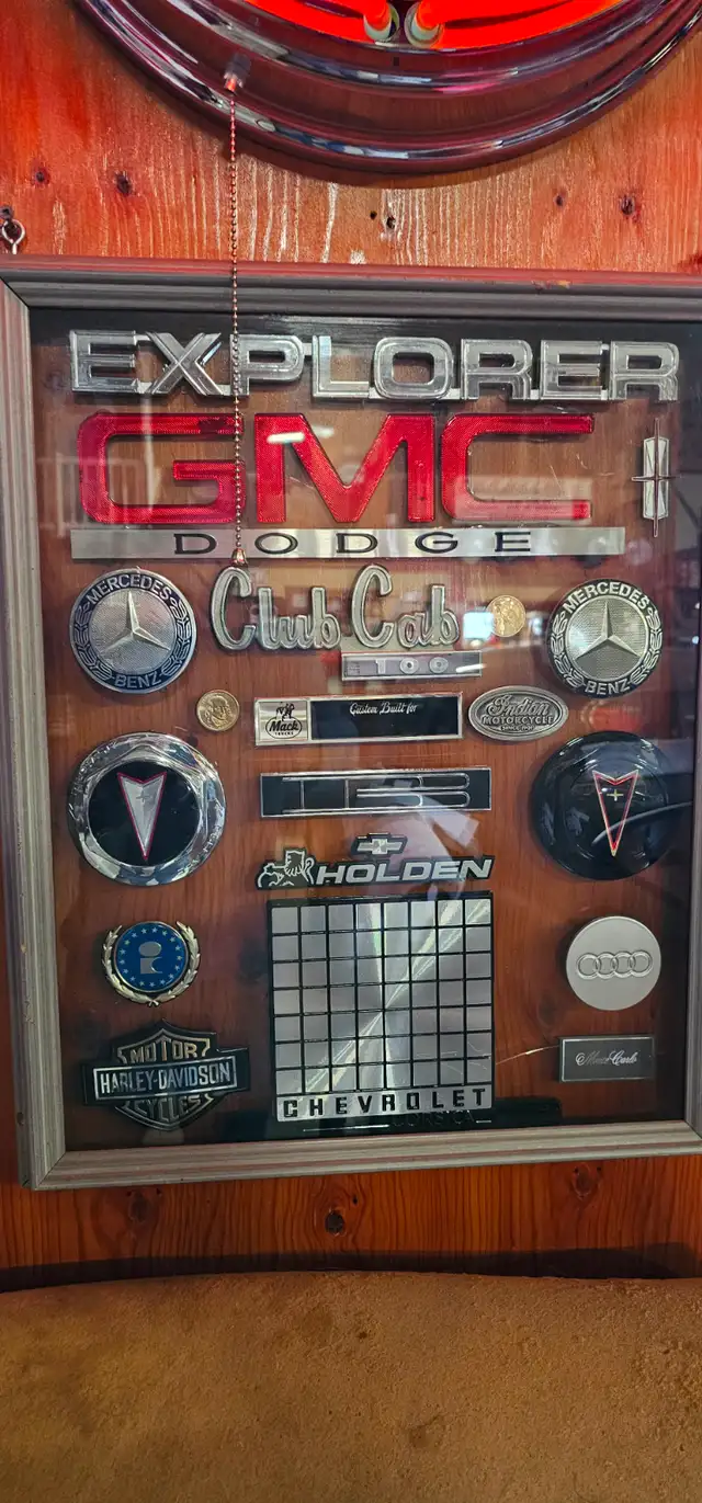 Car emblems for sale - Photo 2