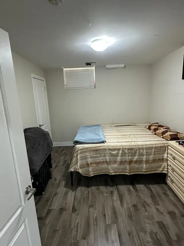 Basement rental - Photo 6