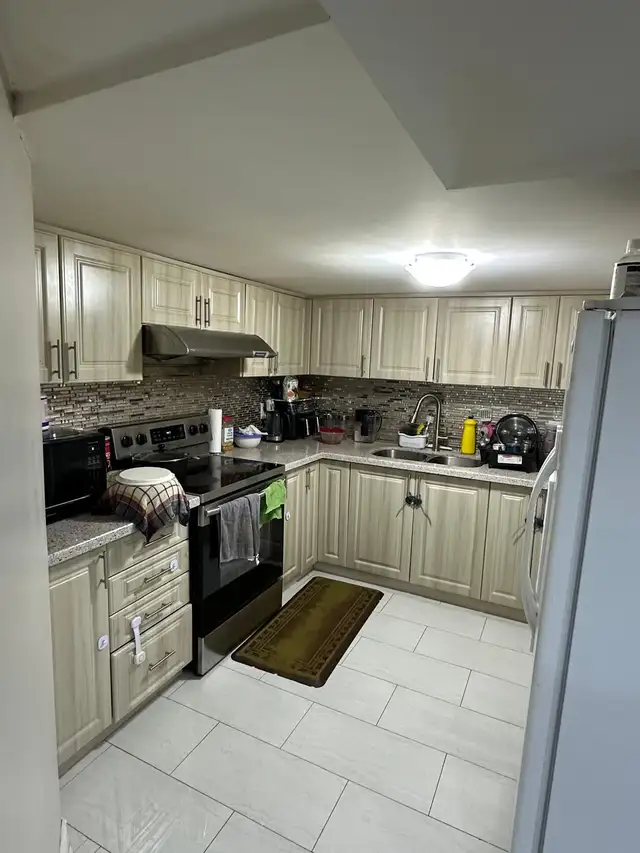 Basement rental - Photo 7