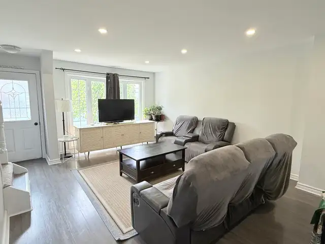 townhouse for rent - Photo 2