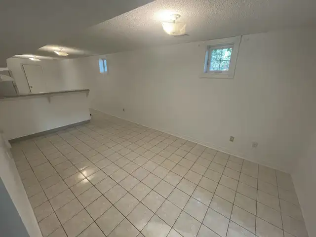 Birchmount and Danforth Basement Apartment Rental - Photo 3