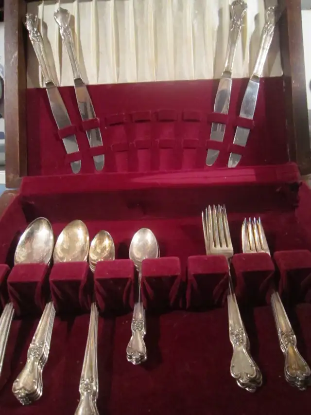 #36-121C  SIGNATURE silverware set for 4 - Photo 2