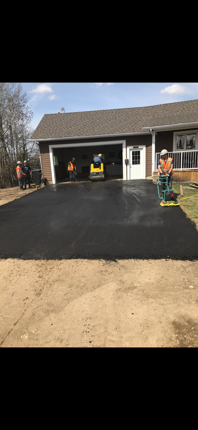 Looking to upgrade or maintain your asphalt? We’ve got you cover
