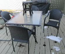 PATIO TABLE SET