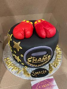 Boxing gloves cake, custom cake - Photo 3