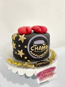 Boxing gloves cake, custom cake - Photo 10