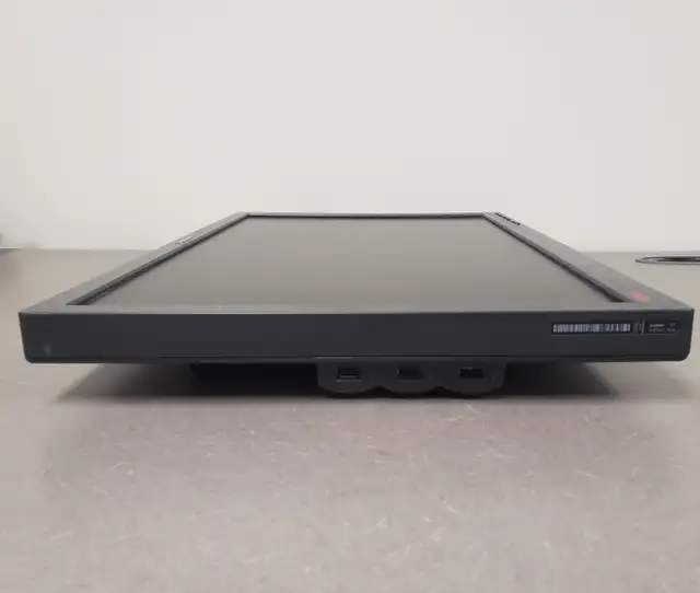 LCD Monitors for SALE - Photo 3
