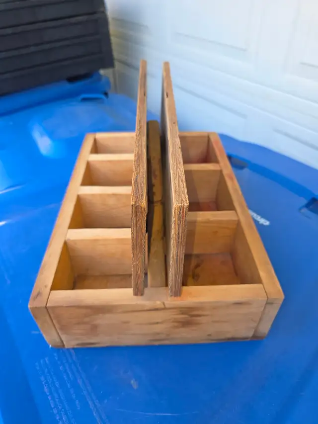 8 Compartments Soap Display Wood Box With Hinged Flaps Organizer