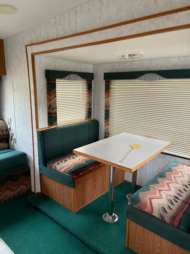 97 Vanguard 5th Wheel Camper - Photo 4