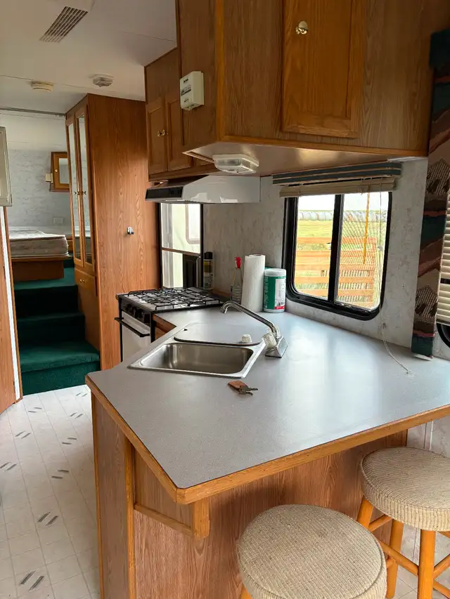 97 Vanguard 5th Wheel Camper - Photo 7