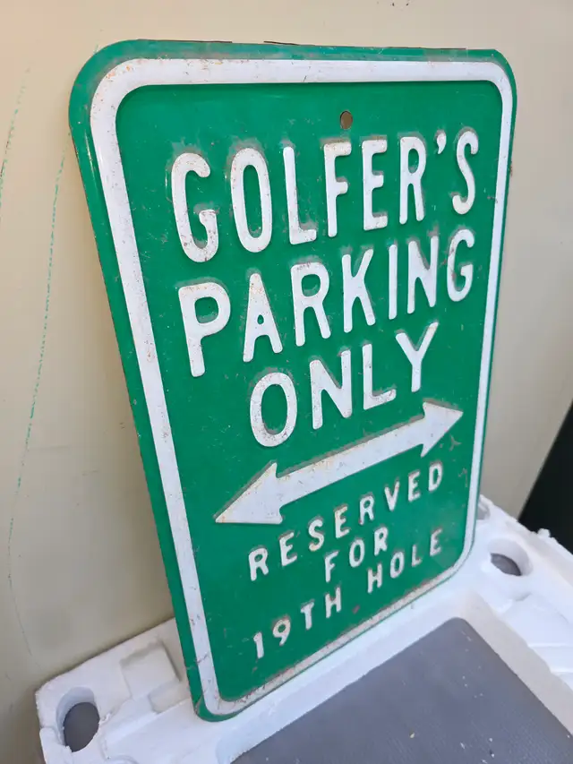 Novelty Metal Signs Golfer's Parking Only Reserved For 19 Holes - Photo 5