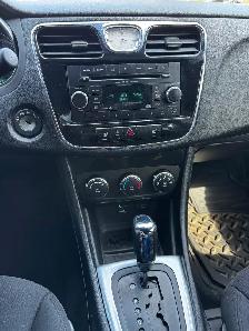 LOW PRICE! 2014 Chrysler 200 Lx 3.6L V6 Auto - Photo 6