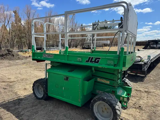 2015 JLG 26MRT SCISSOR LIFT - Photo 4