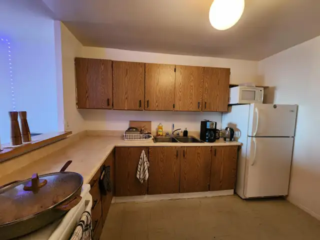 Fully furnished private room Ottawa - Photo 5