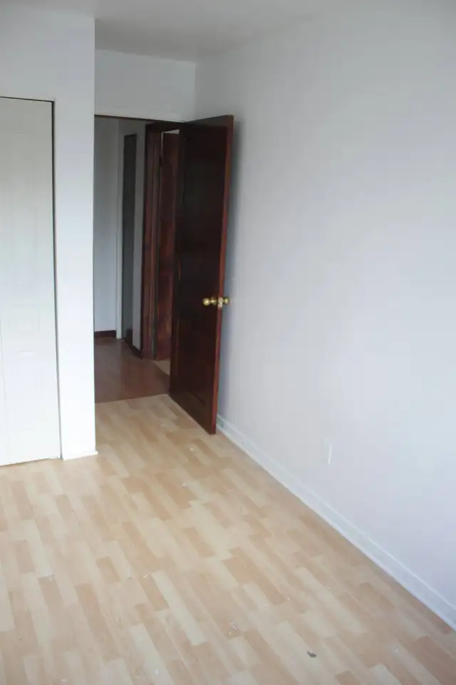Grand 5 1/2 a louer - Photo 14