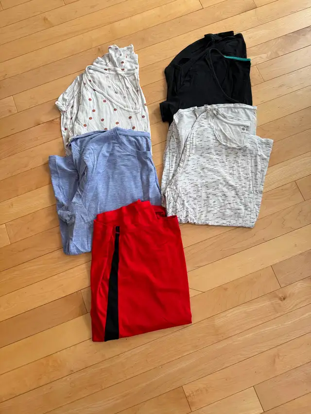 Woman’s Large & XLarge Clothing Tops, pants etc - Photo 5
