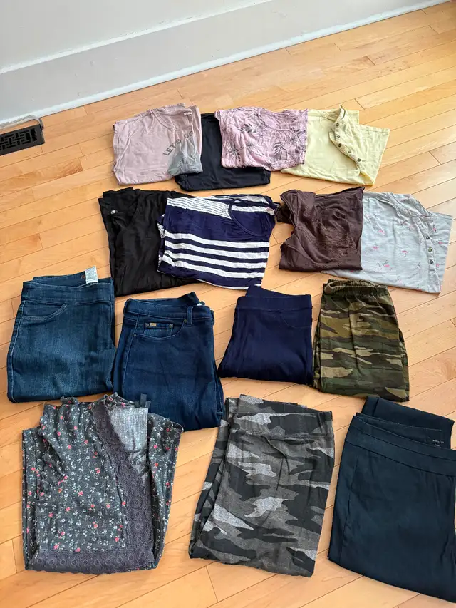 Woman’s Large & XLarge Clothing Tops, pants etc - Photo 6