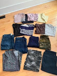 Woman’s Large & XLarge Clothing Tops, pants etc - Photo 6
