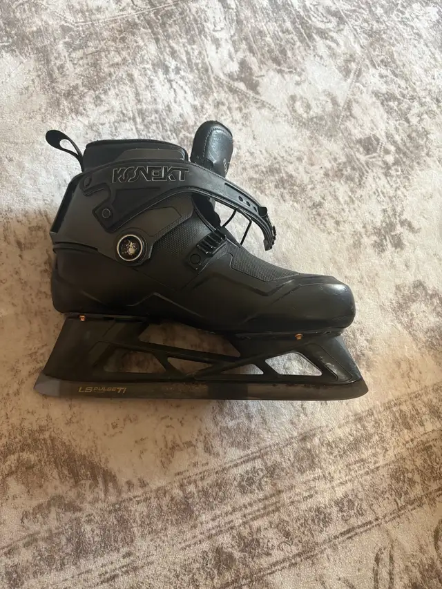 Bauer Konekt2 Senior Goalie Skates 9-9.5 - Photo 2