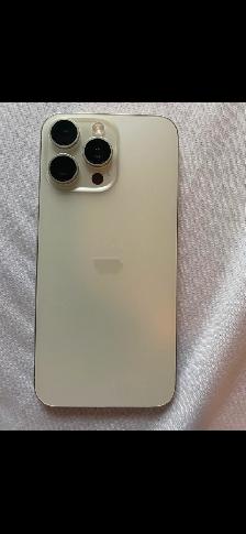 Like New - Unlocked iPhone 15 Pro Max 256GB - White Titanium - Photo 4