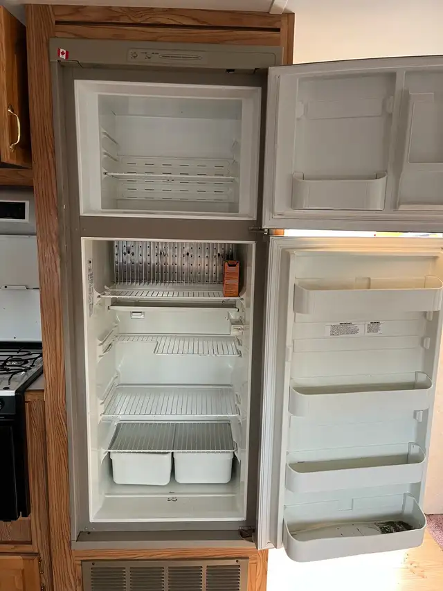32 ft canyon creek travel trailer - Photo 4