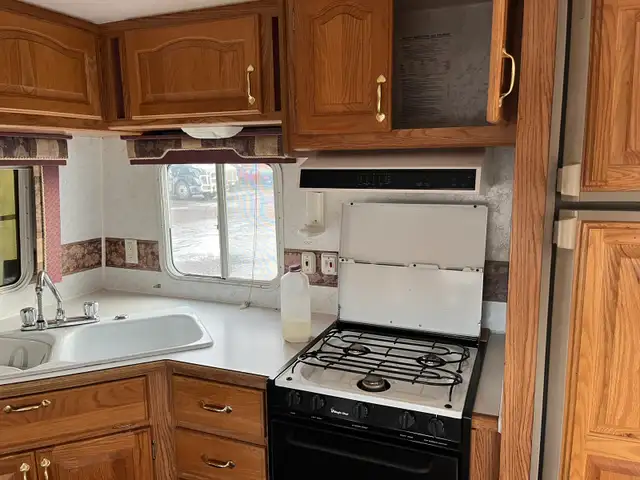 32 ft canyon creek travel trailer - Photo 5