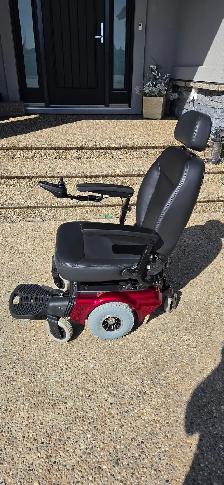 SHOPRIDER P424M MOBILITY CHAIR