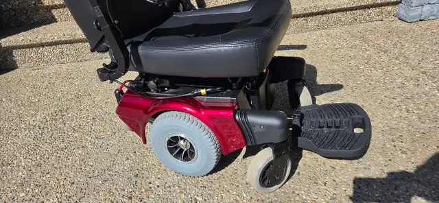 SHOPRIDER P424M MOBILITY CHAIR - Photo 7