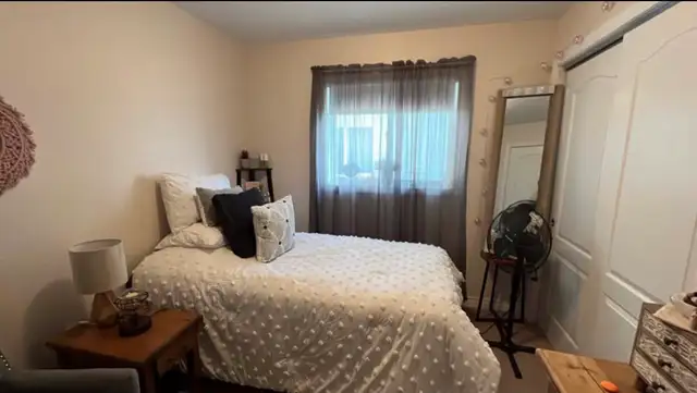room for rent in Westridge - Photo 6