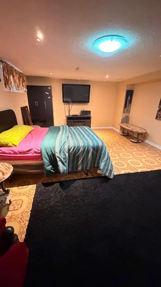 Fully Furnished Basement Apartment for Rent – Etobicoke North - Photo 9