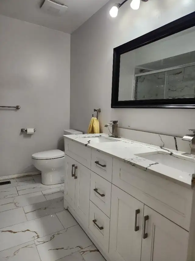 Upper level room 650 May 1 or 15th near Sheridan Brampton - Photo 4