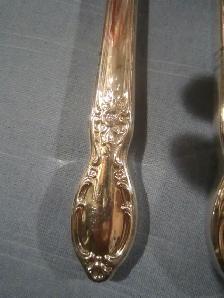 #82  VICTORIAN silverware set for 4