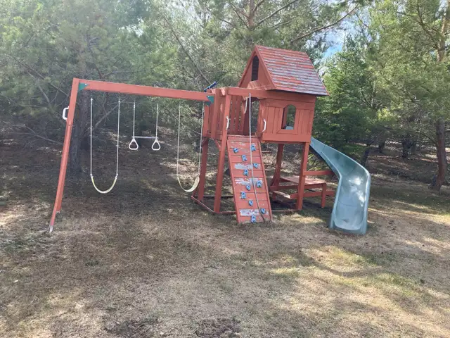 Child’s play ground set