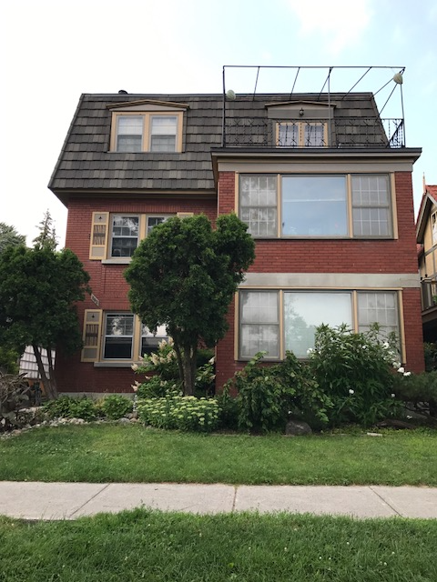 Room w/Pvt Bath apt Share w/1 other female 5min walk2 Carleton U