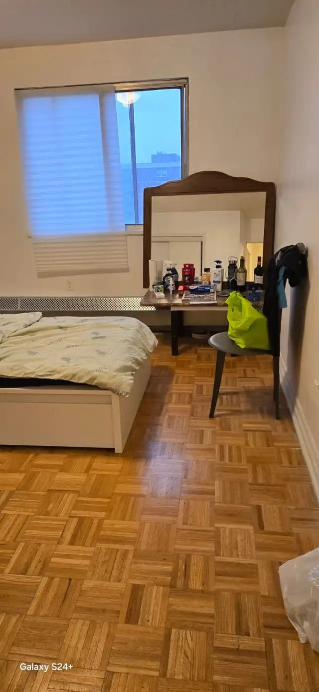 Room for rent - Photo 2