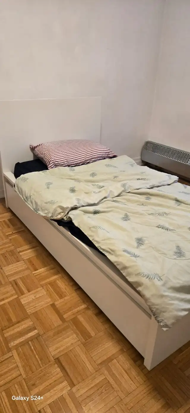 Room for rent - Photo 3