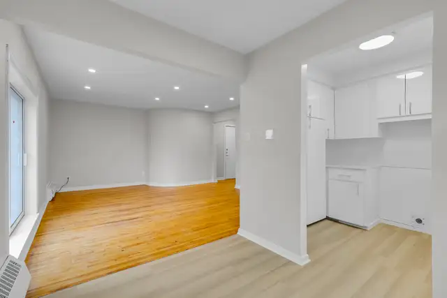4 1/2 Laval (Chomedey)– Bord de l’eau & Rénové (40) - Photo 2