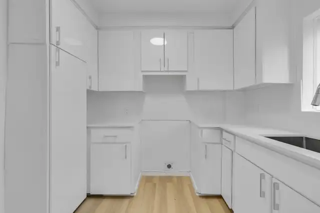 4 1/2 Laval (Chomedey)– Bord de l’eau & Rénové (40) - Photo 5