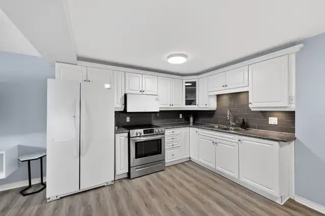45 Assiniboine #1: 2 Bedroom (Nepean, Ottawa) - Photo 3