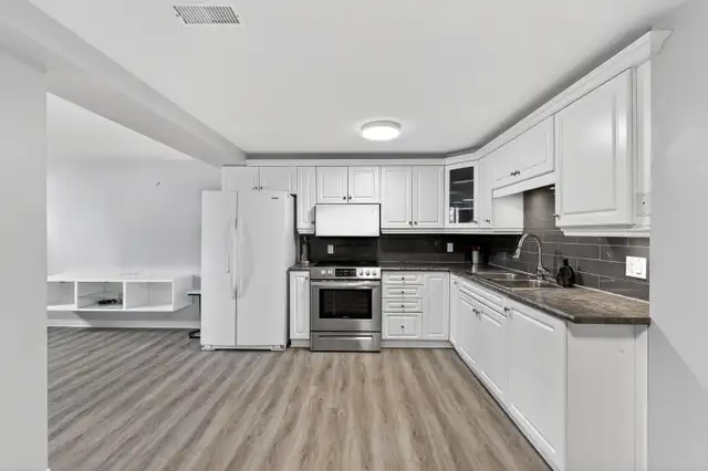 45 Assiniboine #1: 2 Bedroom (Nepean, Ottawa) - Photo 6