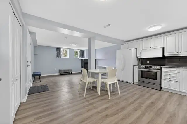 45 Assiniboine #1: 2 Bedroom (Nepean, Ottawa) - Photo 8