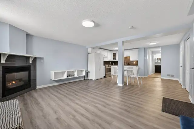 45 Assiniboine #1: 2 Bedroom (Nepean, Ottawa) - Photo 10