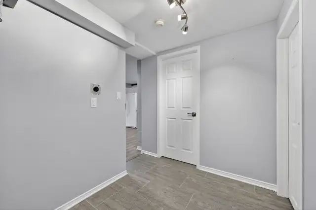 45 Assiniboine #1: 2 Bedroom (Nepean, Ottawa) - Photo 13