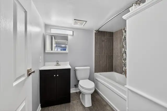 45 Assiniboine #1: 2 Bedroom (Nepean, Ottawa) - Photo 22