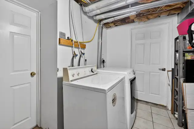 45 Assiniboine #1: 2 Bedroom (Nepean, Ottawa) - Photo 25