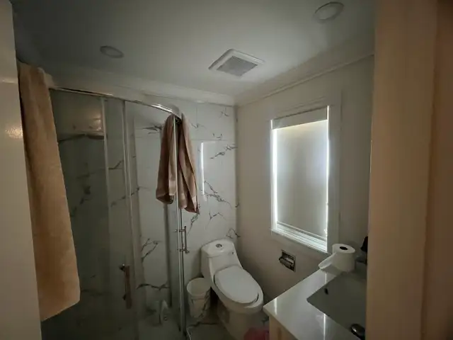 Room for rent Brampton - Photo 9