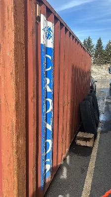 Container 20FT for storage.